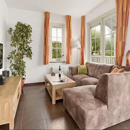 On The Water With Veranda Vakantiehuis Simonshaven