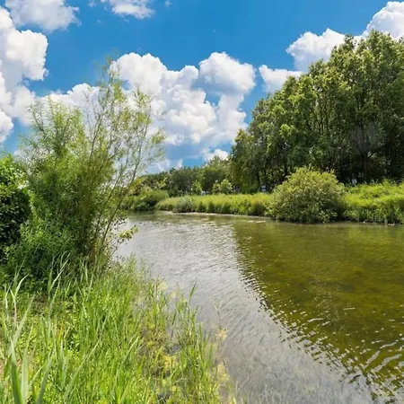 Semesterbostad In Zuytland By Water And Nature Simonshaven
