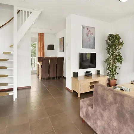 In Zuytland By Water And Nature Semesterbostad *