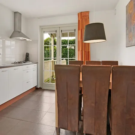 In Zuytland By Water And Nature Semesterbostad *