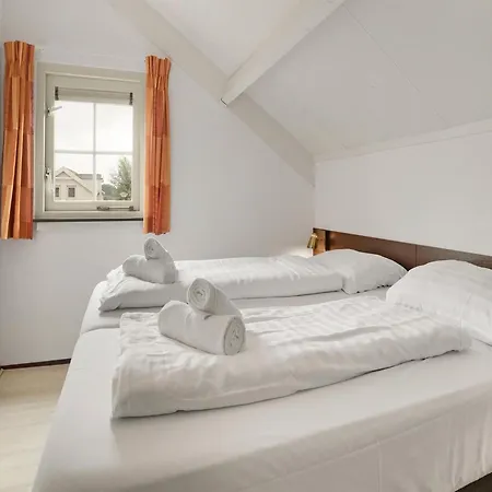 In Zuytland By Water And Nature *