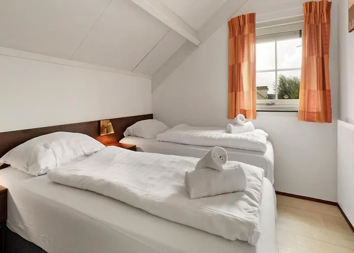 In Zuytland By Water And Nature Holiday home