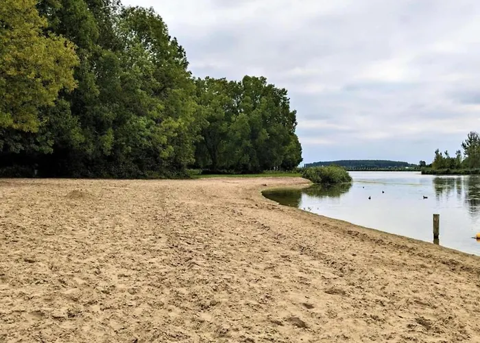 In Zuytland By Water And Nature *