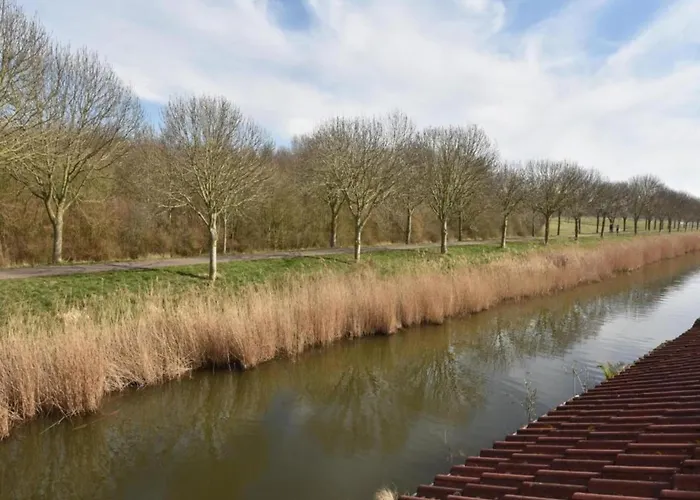 In Zuytland By Water And Nature Holiday home